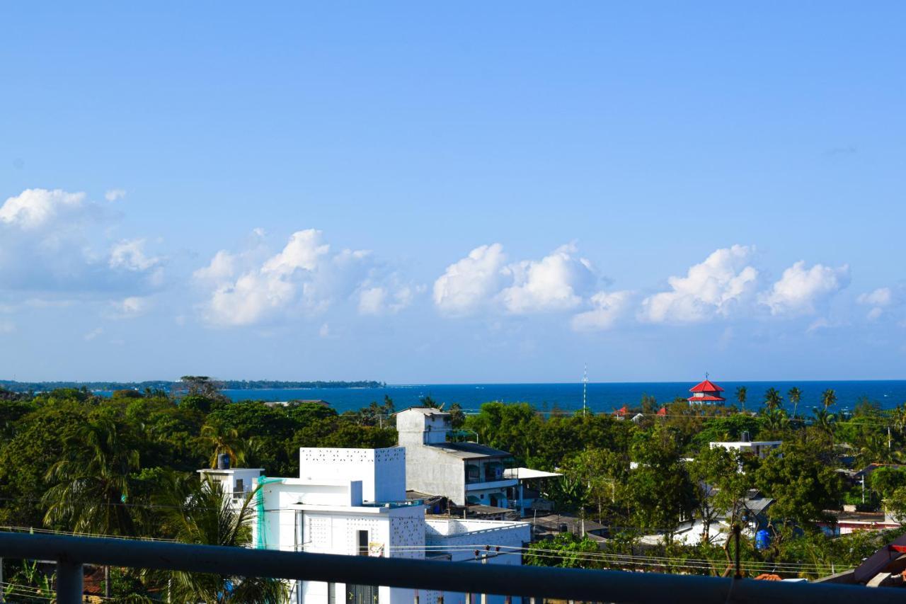 Catamaran6 Guest Inn トリンコマリー エクステリア 写真